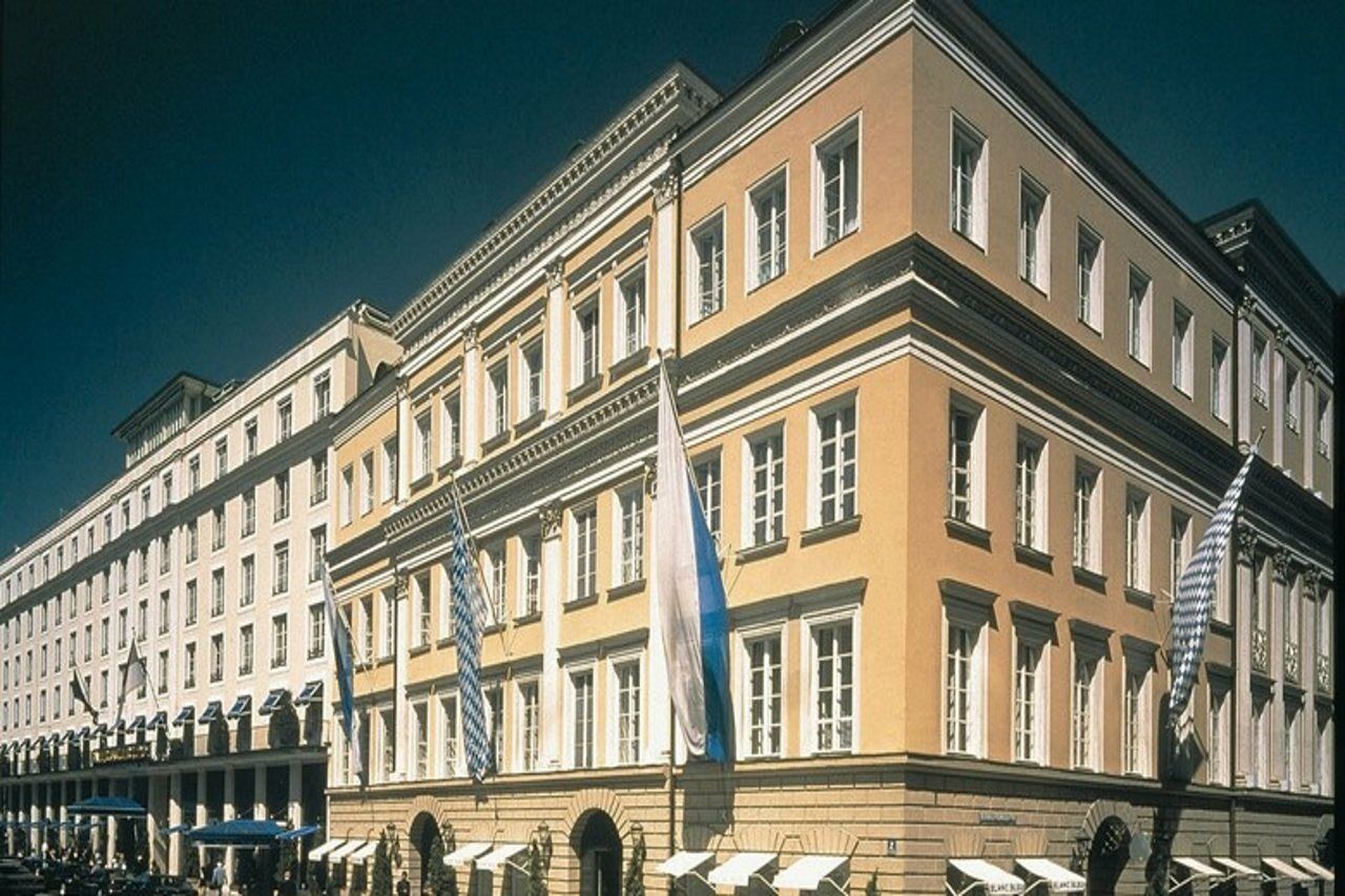 Hotel Bayerischer Hof Múnich Exterior foto